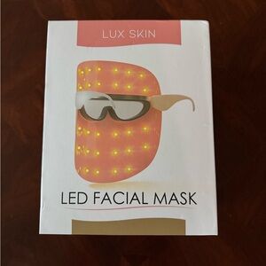 LUX SKIN® LED Facial Mask (open Box)